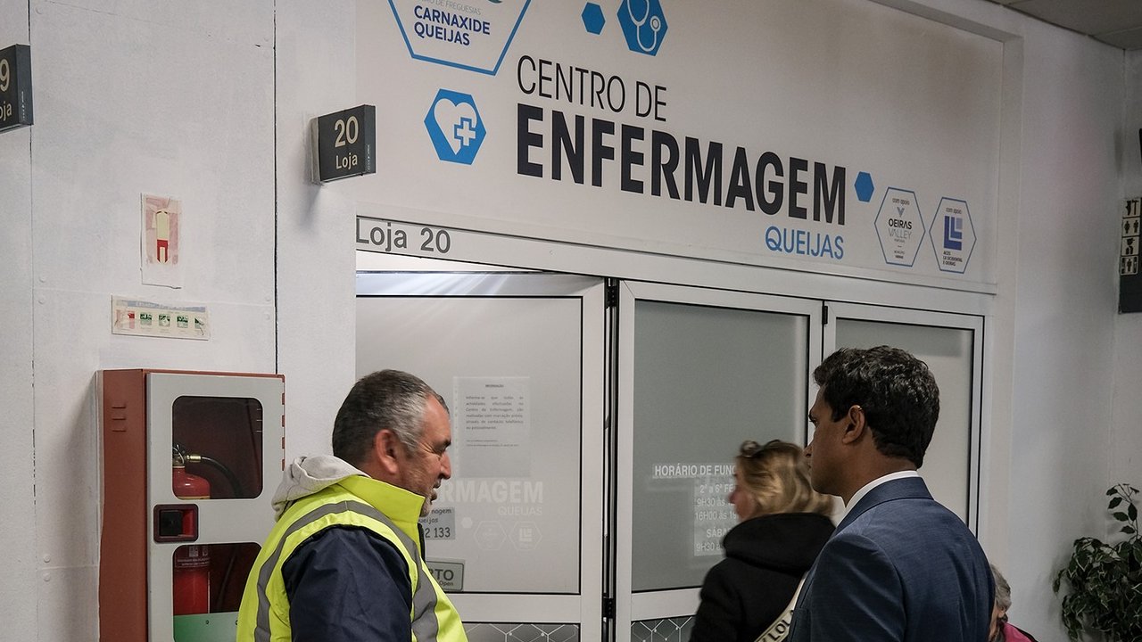 Reunião com o Centro de Enfermagem de Queijas