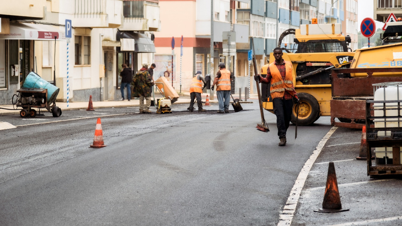 Requalificação do pavimento rodoviário na Rua João XXI