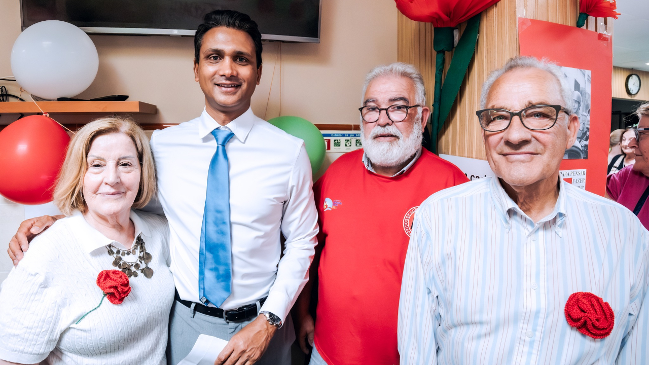 Celebração do 25 de Abril na Associação Luta pela Casa