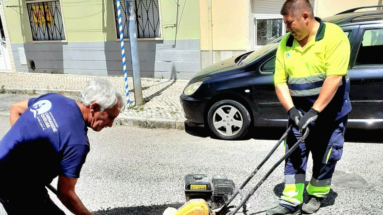 Reparação de Pavimento na Praceta António Aleixo