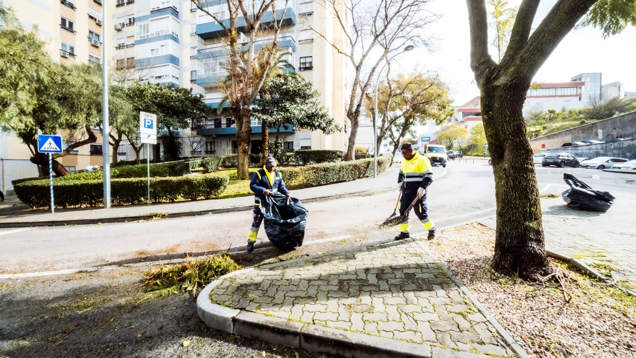 Trabalhos no terreno face às condições climatéricas