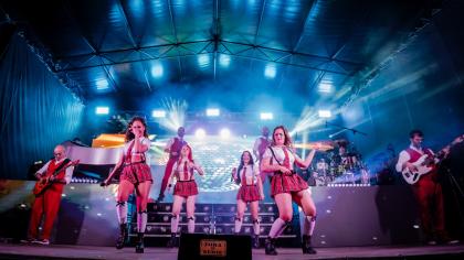 Grupo Fora de Série encerrou as Festas da Rocha